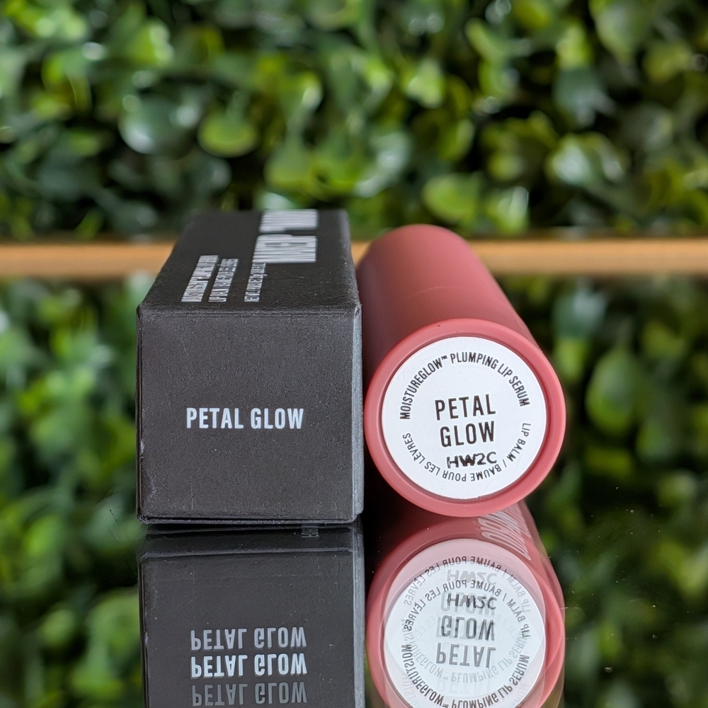 Makeup By Mario PETAL GLOW MoistureGlow Plumping Lip Serum | NEW | Glossy Balm - Picture 10 of 13